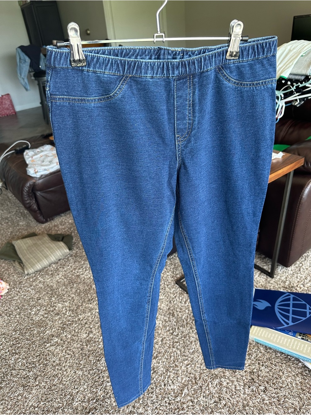 HUE Dark Blue Elastic-Waist Women’s Jeggings